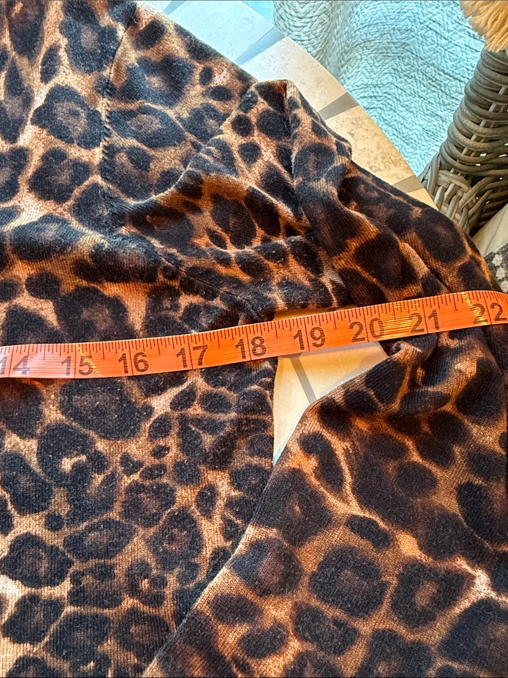 🖤🌟🤎 White House Black Market Leopard Print Cardigan - Picture 8 of 9